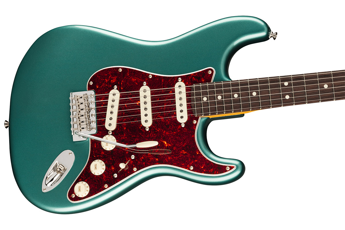 Электрогитара FENDER AMERICAN PROFESSIONAL CLASSIC STRATOCASTER FADED SHERWOOD GREEN METALLIC