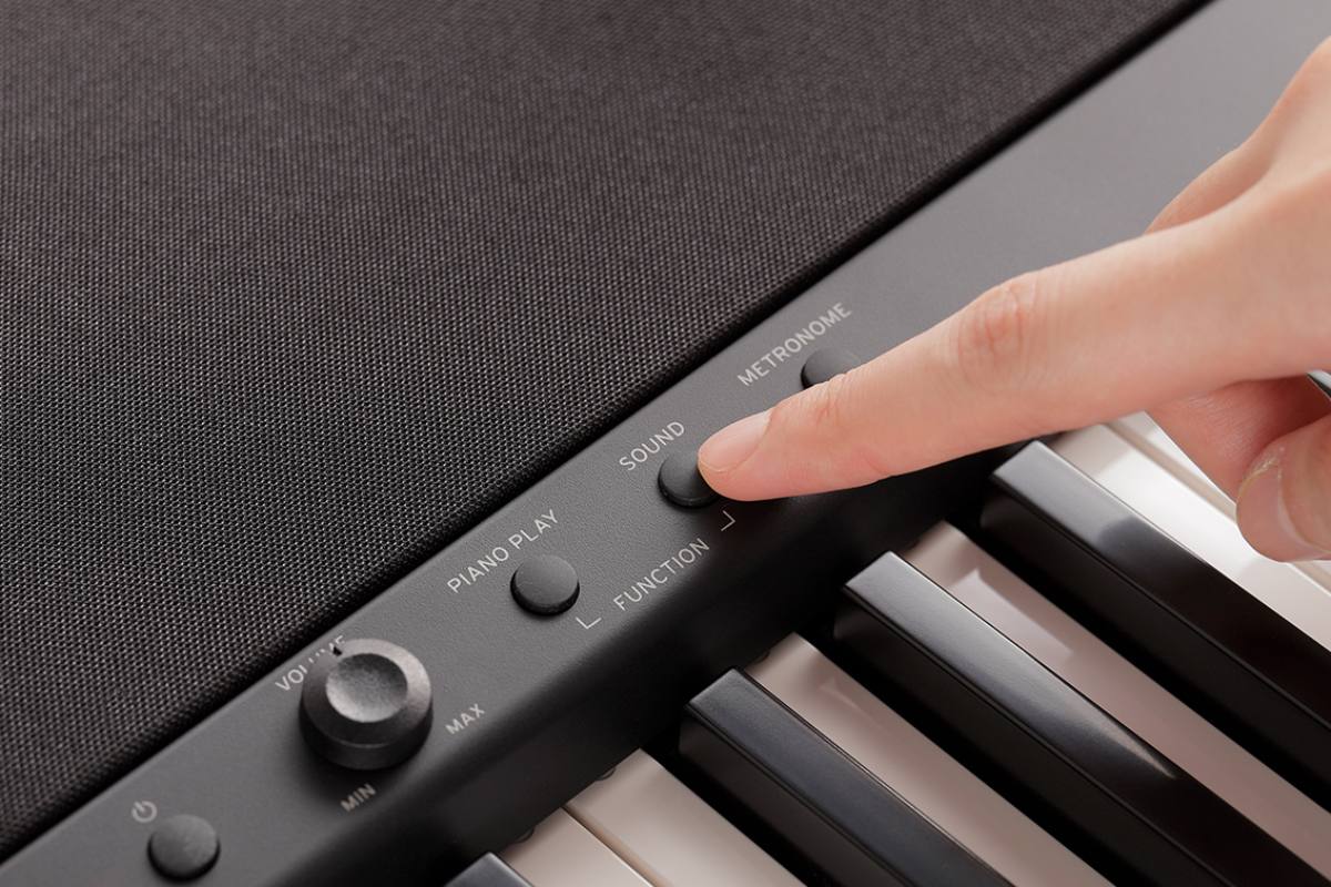 Цифрове піаніно KORG B2+ BK